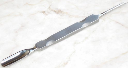 Cuticle Pusher and Scrapper