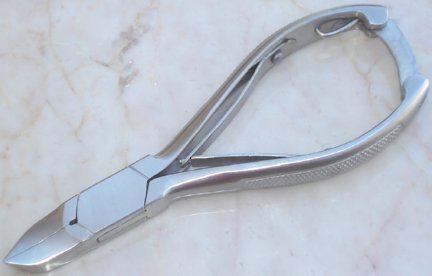Pro Salon H.D. 5.5 Curve Cutter, Latch