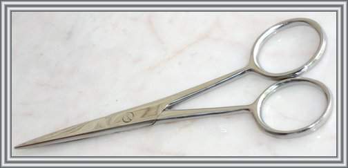 Pointed Dissecting Scissors 4.5